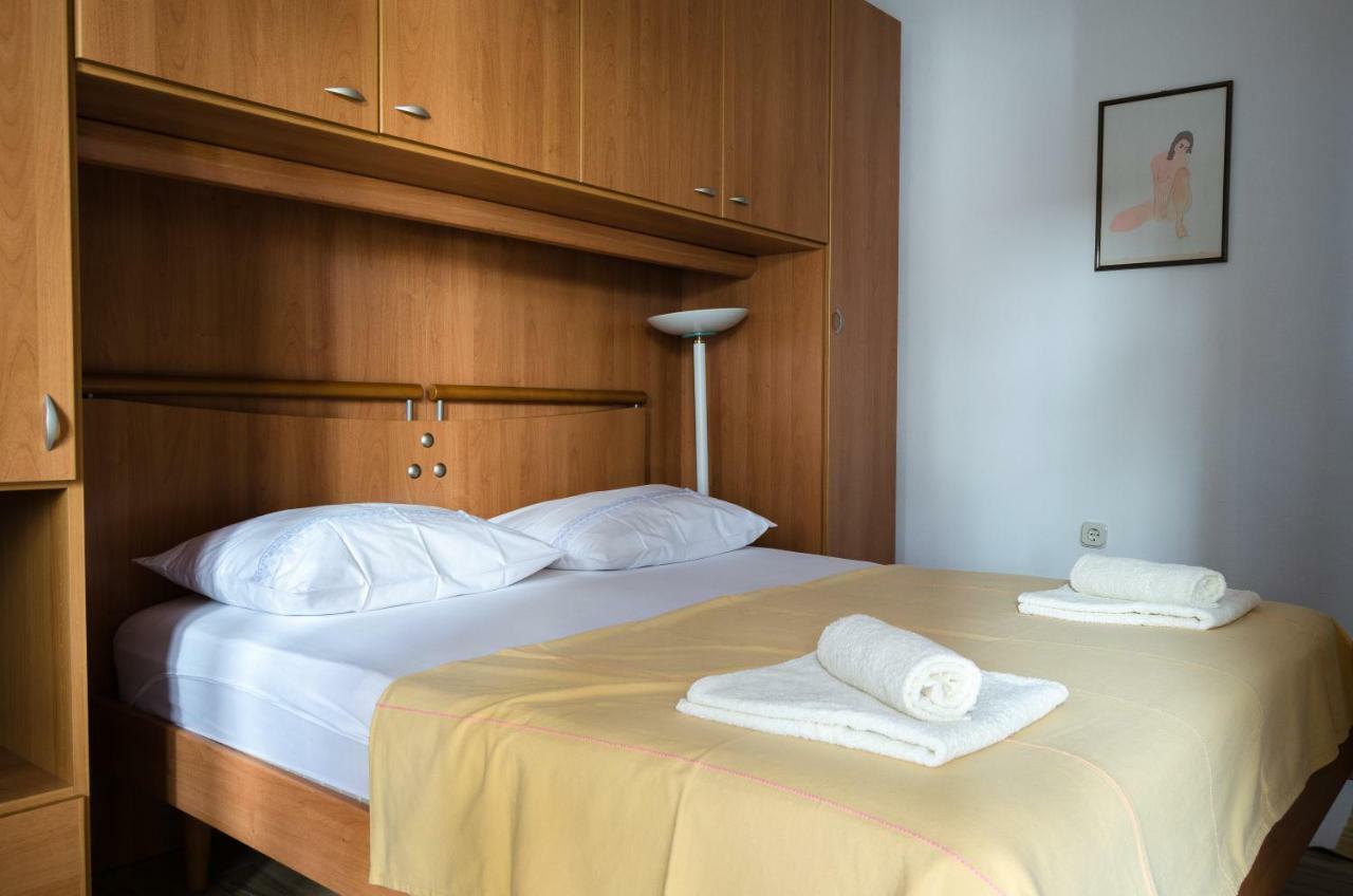 Apartmani Marko Makarska Exterior foto