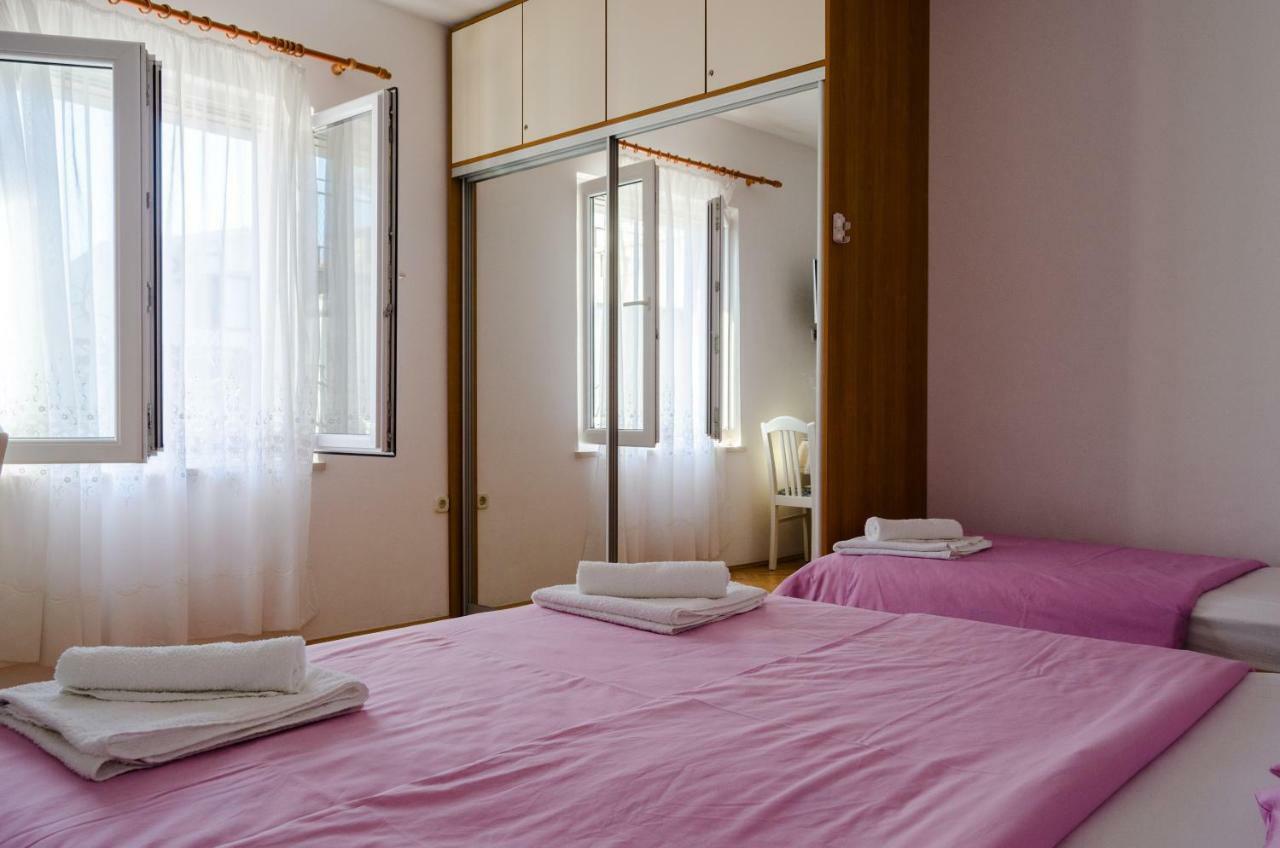 Apartmani Marko Makarska Exterior foto