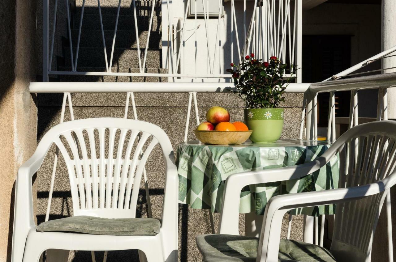 Apartmani Marko Makarska Exterior foto