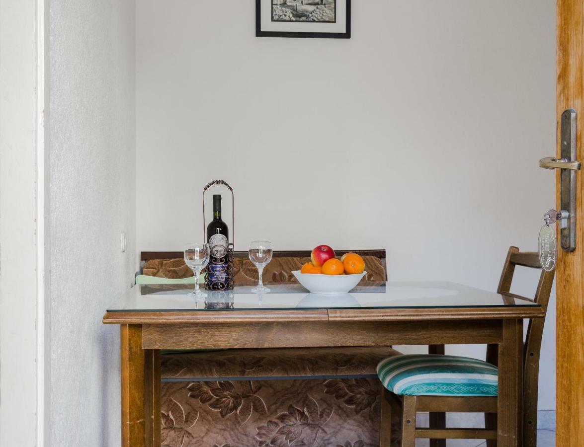 Apartmani Marko Makarska Exterior foto